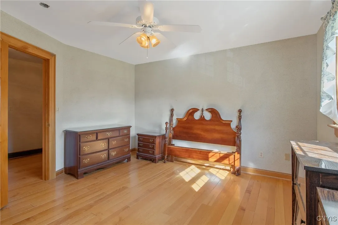 BEAUTIFUL HARDWOODS