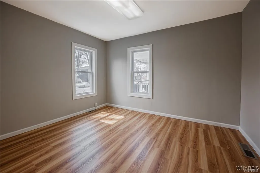 229 East Avenue, Lockport City, New York 14094, Lockport City, New York 14094, ,Commercial Lease,For Rent,229 East Avenue, Lockport City, New York 14094,0,B1642629