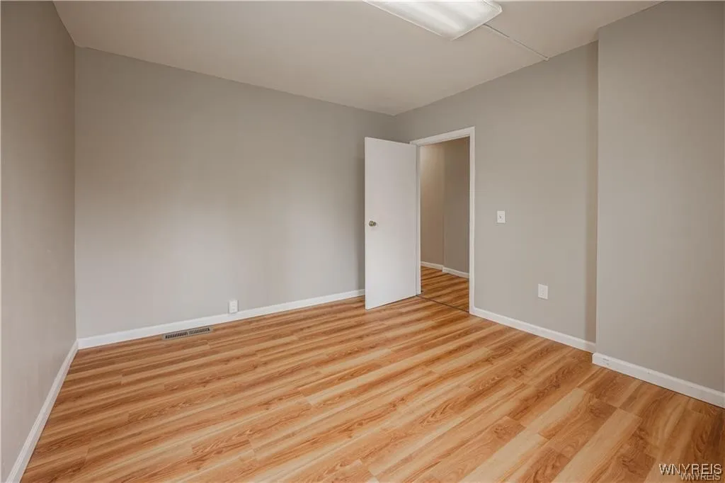 229 East Avenue, Lockport City, New York 14094, Lockport City, New York 14094, ,Commercial Lease,For Rent,229 East Avenue, Lockport City, New York 14094,0,B1642629