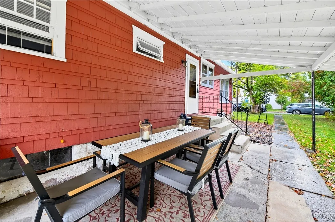 111 West Campbell Avenue, Sherrill, New York 13461, Sherrill, New York 13461, 3 Bedrooms Bedrooms, 8 Rooms Rooms,1 BathroomBathrooms,Residential,For Sale,111 West Campbell Avenue, Sherrill, New York 13461,0,S1642764