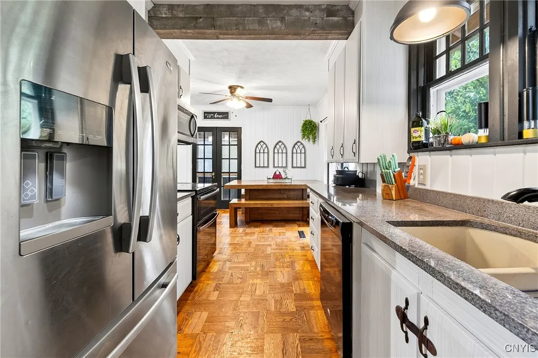 111 West Campbell Avenue, Sherrill, New York 13461, Sherrill, New York 13461, 3 Bedrooms Bedrooms, 8 Rooms Rooms,1 BathroomBathrooms,Residential,For Sale,111 West Campbell Avenue, Sherrill, New York 13461,0,S1642764