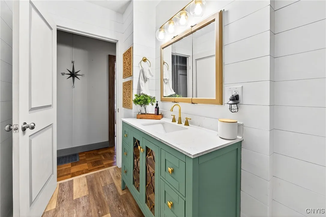 111 West Campbell Avenue, Sherrill, New York 13461, Sherrill, New York 13461, 3 Bedrooms Bedrooms, 8 Rooms Rooms,1 BathroomBathrooms,Residential,For Sale,111 West Campbell Avenue, Sherrill, New York 13461,0,S1642764