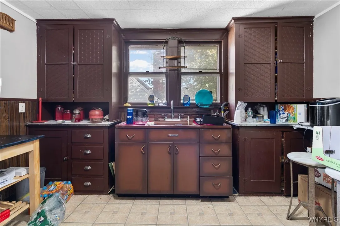 889 Tifft Street, Buffalo, New York 14220, Buffalo, New York 14220, 4 Bedrooms Bedrooms, ,2 BathroomsBathrooms,Residential,For Sale,889 Tifft Street, Buffalo, New York 14220,0,B1642871