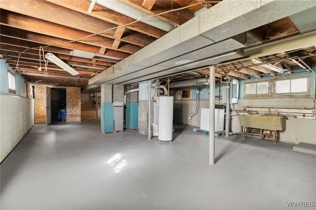 889 Tifft Street, Buffalo, New York 14220, Buffalo, New York 14220, 4 Bedrooms Bedrooms, ,2 BathroomsBathrooms,Residential,For Sale,889 Tifft Street, Buffalo, New York 14220,0,B1642871
