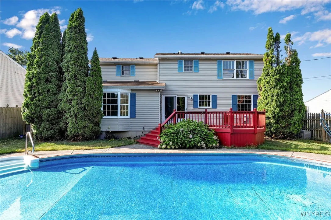92 Le Havre Drive, Cheektowaga, New York 14227, Cheektowaga, New York 14227, 4 Bedrooms Bedrooms, 11 Rooms Rooms,2 BathroomsBathrooms,Residential,For Sale,92 Le Havre Drive, Cheektowaga, New York 14227,0,B1643012