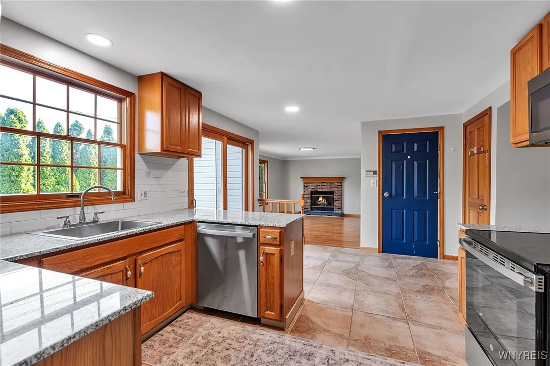 92 Le Havre Drive, Cheektowaga, New York 14227, Cheektowaga, New York 14227, 4 Bedrooms Bedrooms, 11 Rooms Rooms,2 BathroomsBathrooms,Residential,For Sale,92 Le Havre Drive, Cheektowaga, New York 14227,0,B1643012