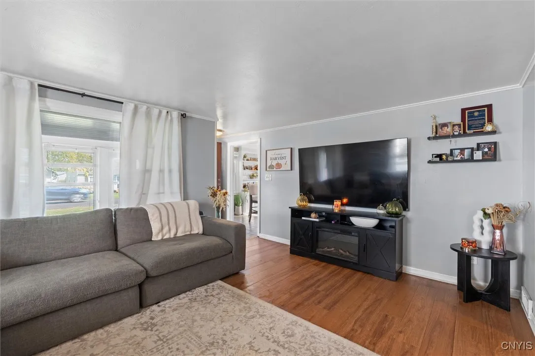 107 Fairmount Avenue, Salina, New York 13088, Salina, New York 13088, 3 Bedrooms Bedrooms, 4 Rooms Rooms,1 BathroomBathrooms,Residential,For Sale,107 Fairmount Avenue, Salina, New York 13088,0,S1643162
