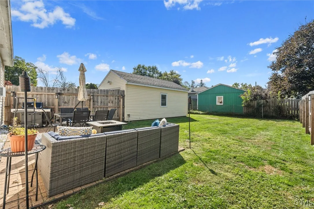 107 Fairmount Avenue, Salina, New York 13088, Salina, New York 13088, 3 Bedrooms Bedrooms, 4 Rooms Rooms,1 BathroomBathrooms,Residential,For Sale,107 Fairmount Avenue, Salina, New York 13088,0,S1643162