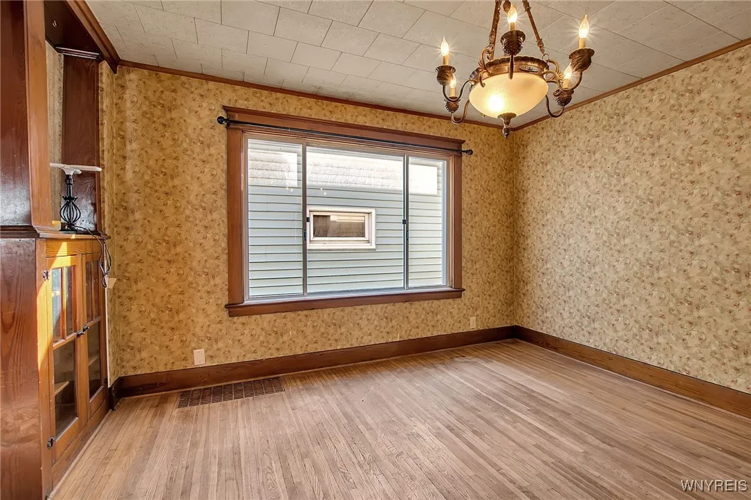 62 Haller Avenue, Cheektowaga, New York 14211, Cheektowaga, New York 14211, 3 Bedrooms Bedrooms, 6 Rooms Rooms,2 BathroomsBathrooms,Residential,For Sale,62 Haller Avenue, Cheektowaga, New York 14211,0,B1642950