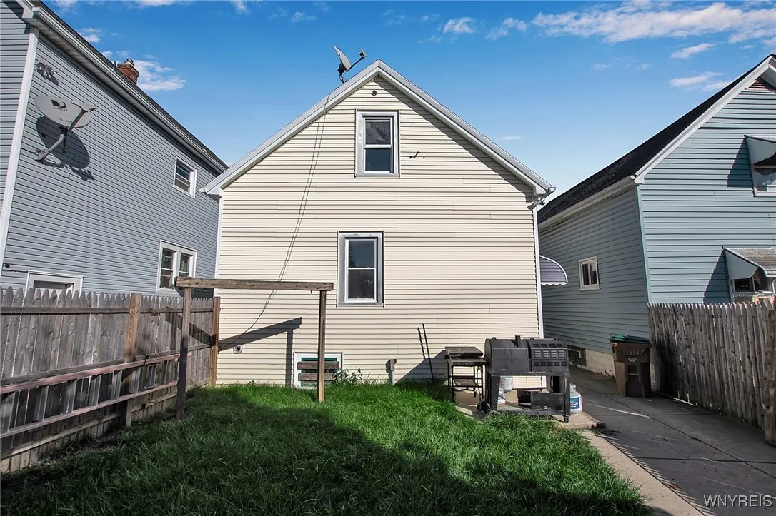 62 Haller Avenue, Cheektowaga, New York 14211, Cheektowaga, New York 14211, 3 Bedrooms Bedrooms, 6 Rooms Rooms,2 BathroomsBathrooms,Residential,For Sale,62 Haller Avenue, Cheektowaga, New York 14211,0,B1642950