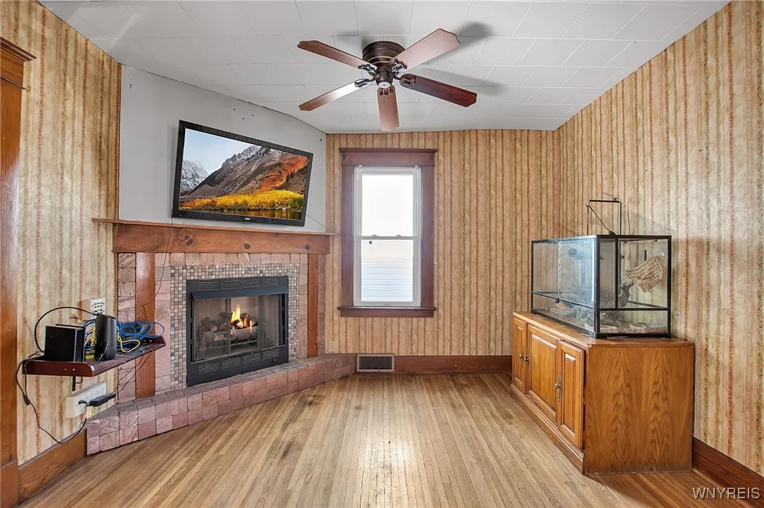 62 Haller Avenue, Cheektowaga, New York 14211, Cheektowaga, New York 14211, 3 Bedrooms Bedrooms, 6 Rooms Rooms,2 BathroomsBathrooms,Residential,For Sale,62 Haller Avenue, Cheektowaga, New York 14211,0,B1642950
