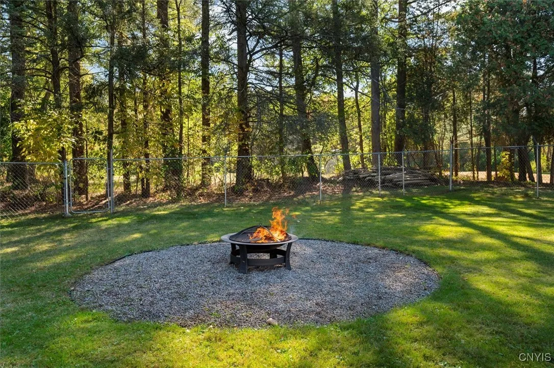 6438 Monument Road, Whitestown, New York 13492, Whitestown, New York 13492, 2 Bedrooms Bedrooms, 5 Rooms Rooms,1 BathroomBathrooms,Residential Lease,Closed,6438 Monument Road, Whitestown, New York 13492,0,S1643158