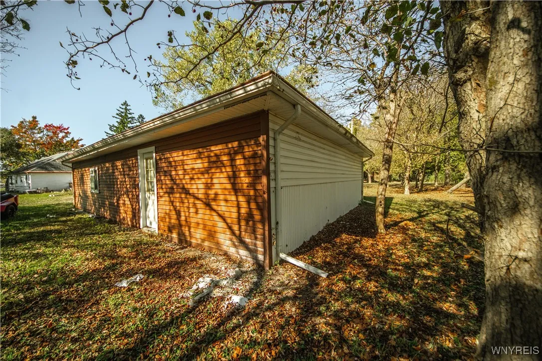 1 Wendel Street, Lancaster, New York 14043, Lancaster, New York 14043, 4 Bedrooms Bedrooms, ,2 BathroomsBathrooms,Residential,For Sale,1 Wendel Street, Lancaster, New York 14043,0,B1643165