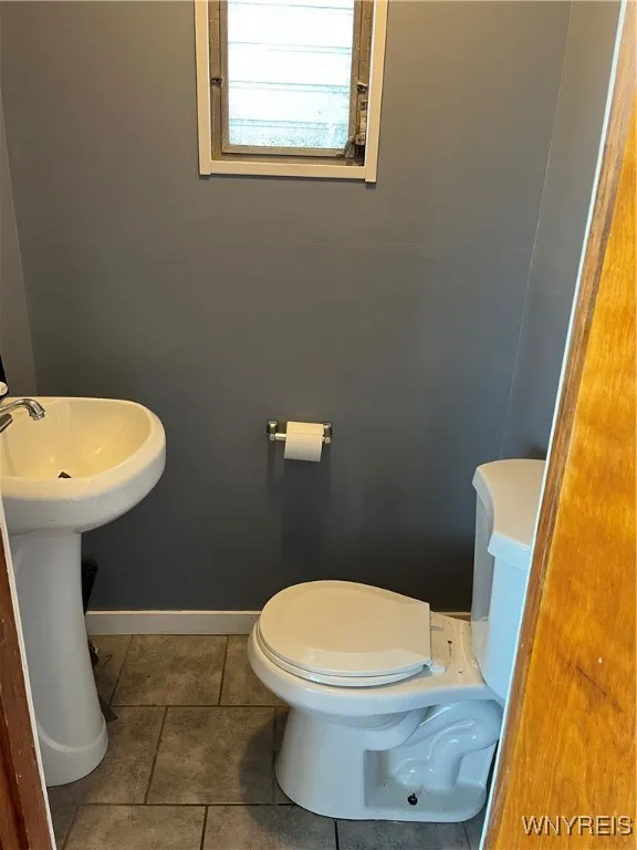 61 Lynncrest Terrace, Cheektowaga, New York 14225, Cheektowaga, New York 14225, 3 Bedrooms Bedrooms, 8 Rooms Rooms,1 BathroomBathrooms,Residential Lease,For Rent,61 Lynncrest Terrace, Cheektowaga, New York 14225,0,B1642986