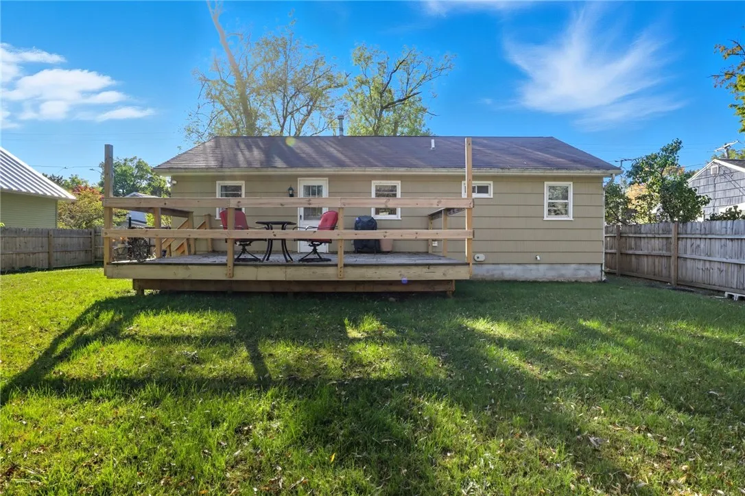 126 Chapin Street, Canandaigua City, New York 1442, Canandaigua City, New York 14424, 3 Bedrooms Bedrooms, 5 Rooms Rooms,1 BathroomBathrooms,Residential,For Sale,126 Chapin Street, Canandaigua City, New York 1442,0,R1642762