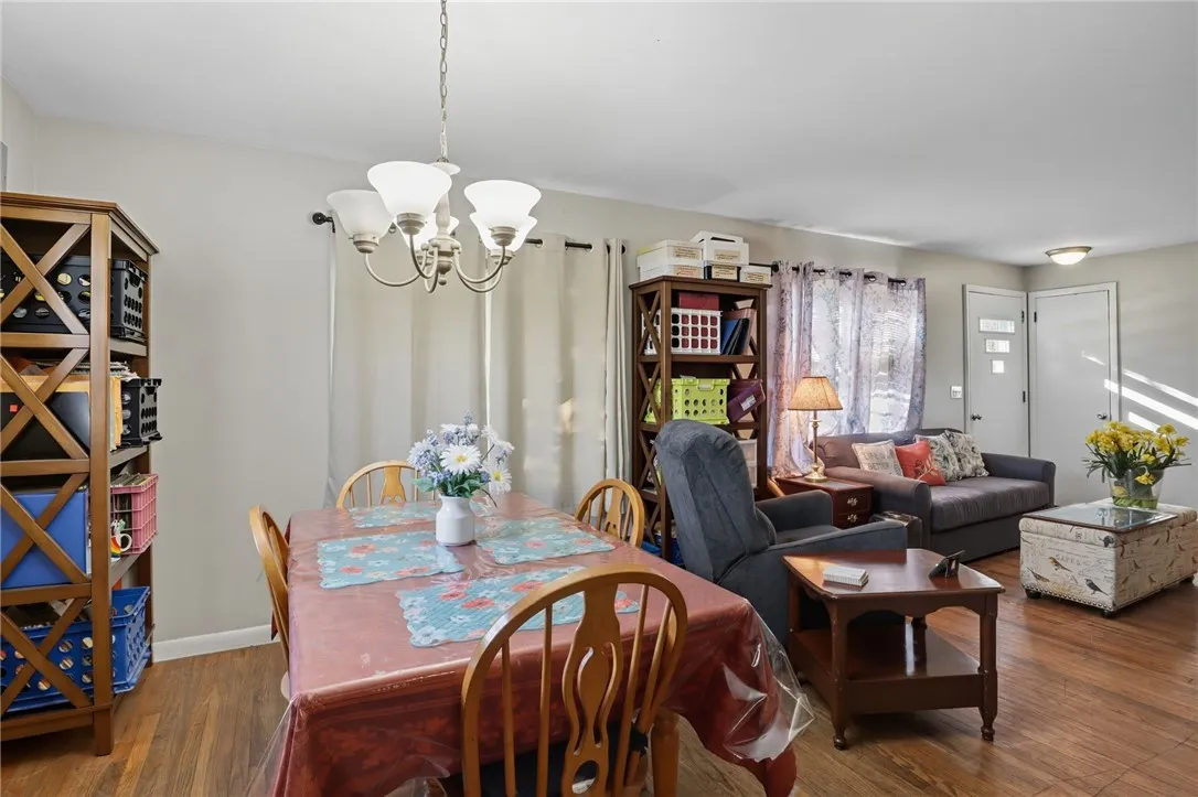 126 Chapin Street, Canandaigua City, New York 1442, Canandaigua City, New York 14424, 3 Bedrooms Bedrooms, 5 Rooms Rooms,1 BathroomBathrooms,Residential,For Sale,126 Chapin Street, Canandaigua City, New York 1442,0,R1642762