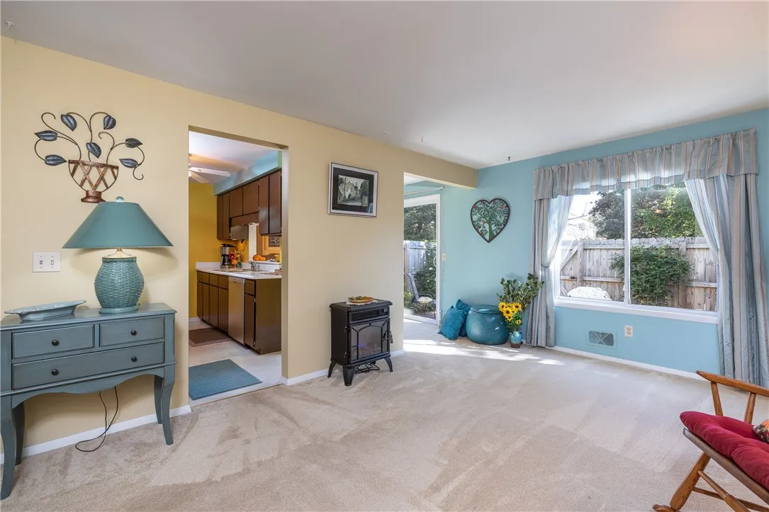 4 Arbor Court, Perinton, New York 14450, Perinton, New York 14450, 3 Bedrooms Bedrooms, 6 Rooms Rooms,1 BathroomBathrooms,Residential,For Sale,4 Arbor Court, Perinton, New York 14450,0,R1642112