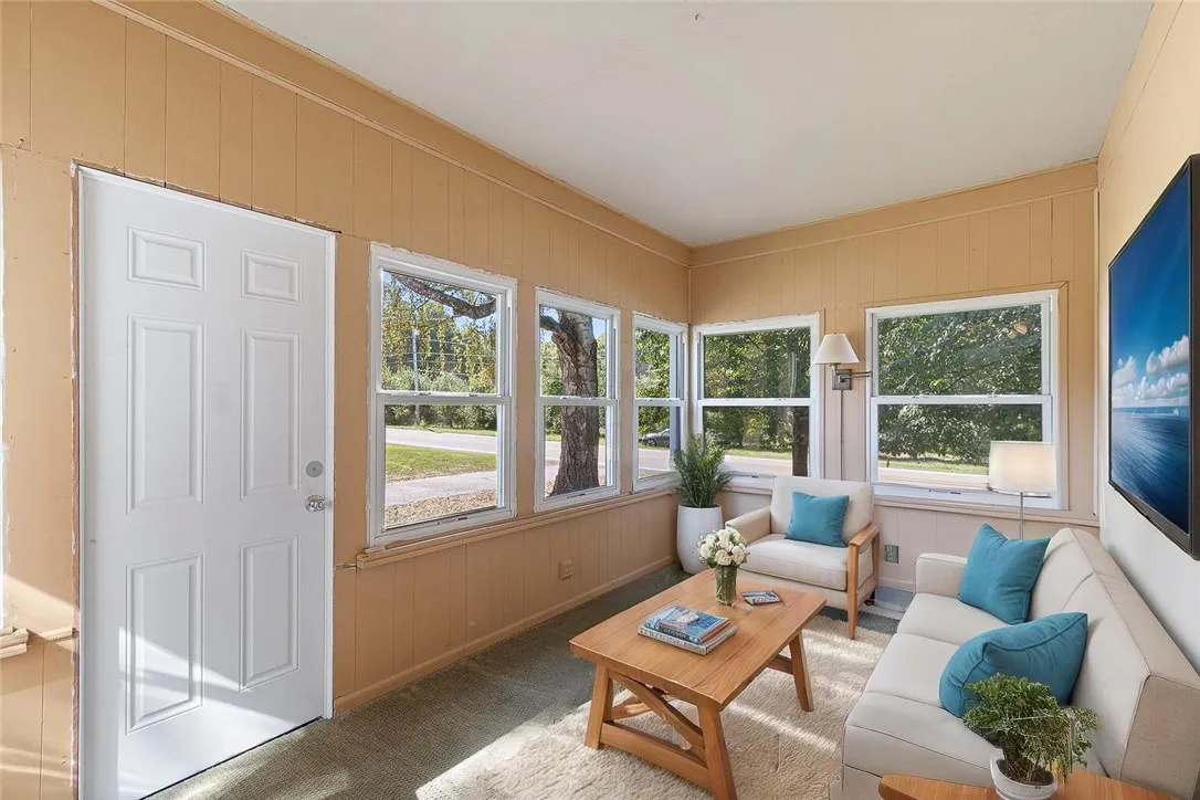 5296 Williamson Road, Marion, New York 14505, Marion, New York 14505, 5 Bedrooms Bedrooms, 9 Rooms Rooms,2 BathroomsBathrooms,Residential,For Sale,5296 Williamson Road, Marion, New York 14505,0,R1639676