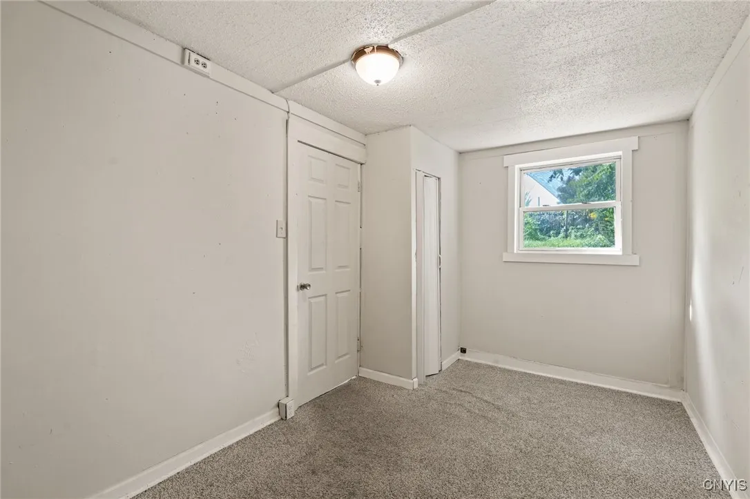 505 Carbon Street, Syracuse, New York 13208, Syracuse, New York 13208, 4 Bedrooms Bedrooms, ,2 BathroomsBathrooms,Residential,For Sale,505 Carbon Street, Syracuse, New York 13208,0,S1643072