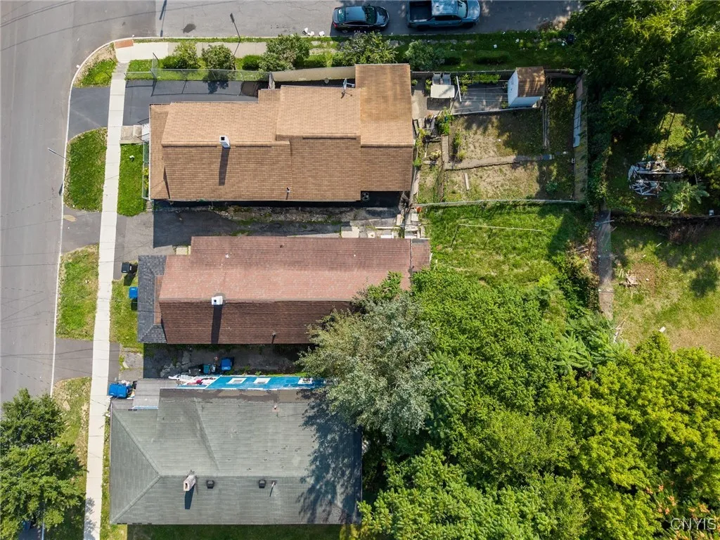 505 Carbon Street, Syracuse, New York 13208, Syracuse, New York 13208, 4 Bedrooms Bedrooms, ,2 BathroomsBathrooms,Residential,For Sale,505 Carbon Street, Syracuse, New York 13208,0,S1643072