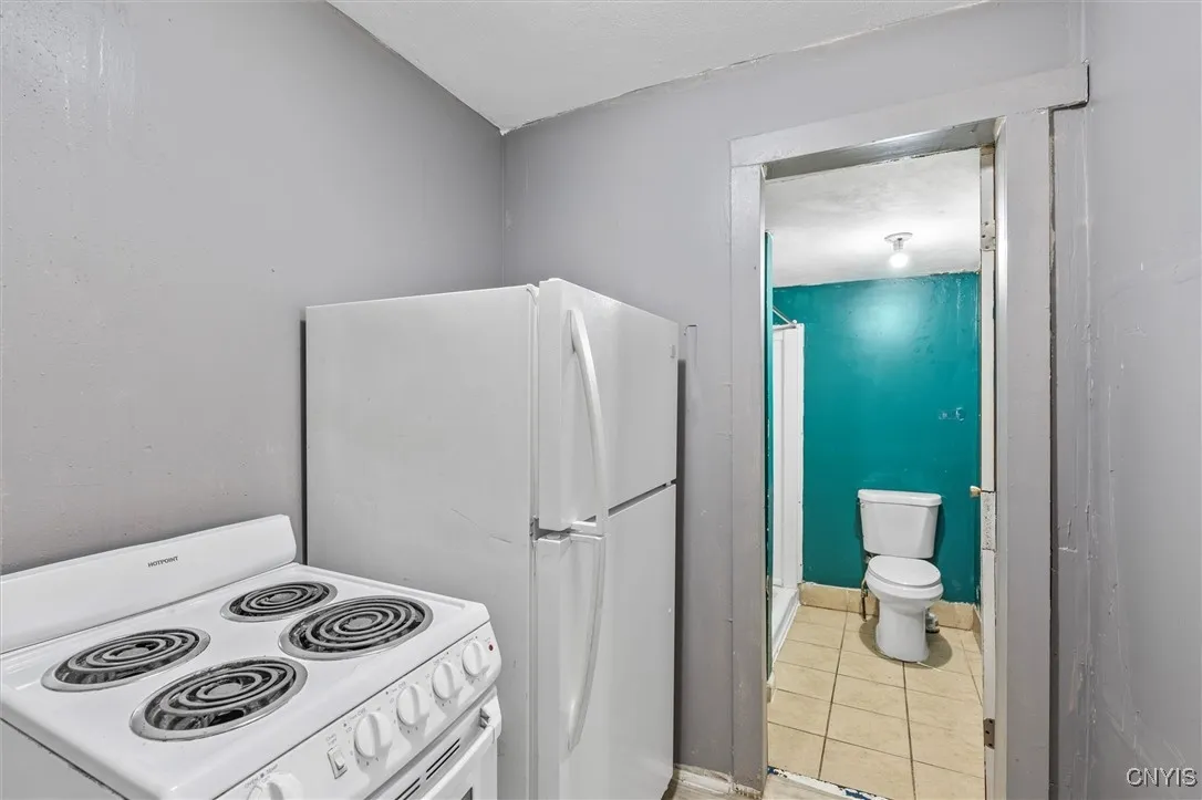 505 Carbon Street, Syracuse, New York 13208, Syracuse, New York 13208, 4 Bedrooms Bedrooms, ,2 BathroomsBathrooms,Residential,For Sale,505 Carbon Street, Syracuse, New York 13208,0,S1643072