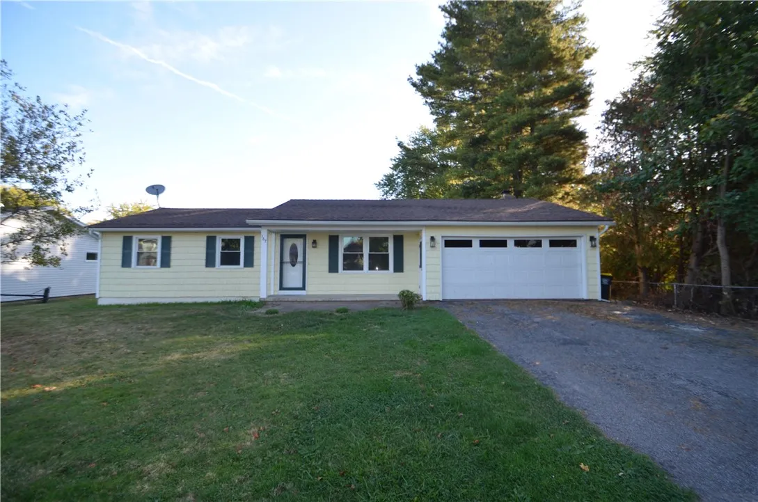 167 Grandview Lane, Greece, New York 14612, Greece, New York 14612, 3 Bedrooms Bedrooms, 6 Rooms Rooms,1 BathroomBathrooms,Residential,Closed,167 Grandview Lane, Greece, New York 14612,0,R1643207