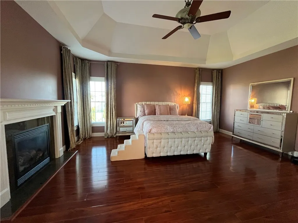 303 Wexford Lane, Horseheads, New York 14845, Horseheads, New York 14845, 4 Bedrooms Bedrooms, 13 Rooms Rooms,2 BathroomsBathrooms,Residential,For Sale,303 Wexford Lane, Horseheads, New York 14845,0,R1643088