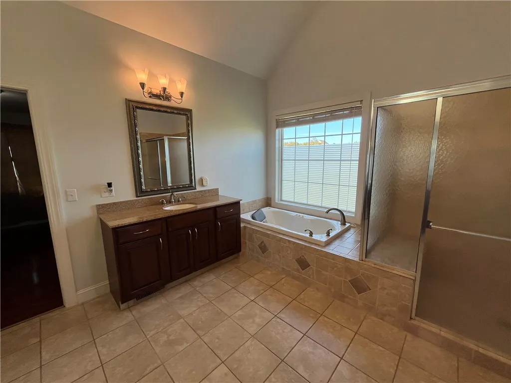 303 Wexford Lane, Horseheads, New York 14845, Horseheads, New York 14845, 4 Bedrooms Bedrooms, 13 Rooms Rooms,2 BathroomsBathrooms,Residential,For Sale,303 Wexford Lane, Horseheads, New York 14845,0,R1643088