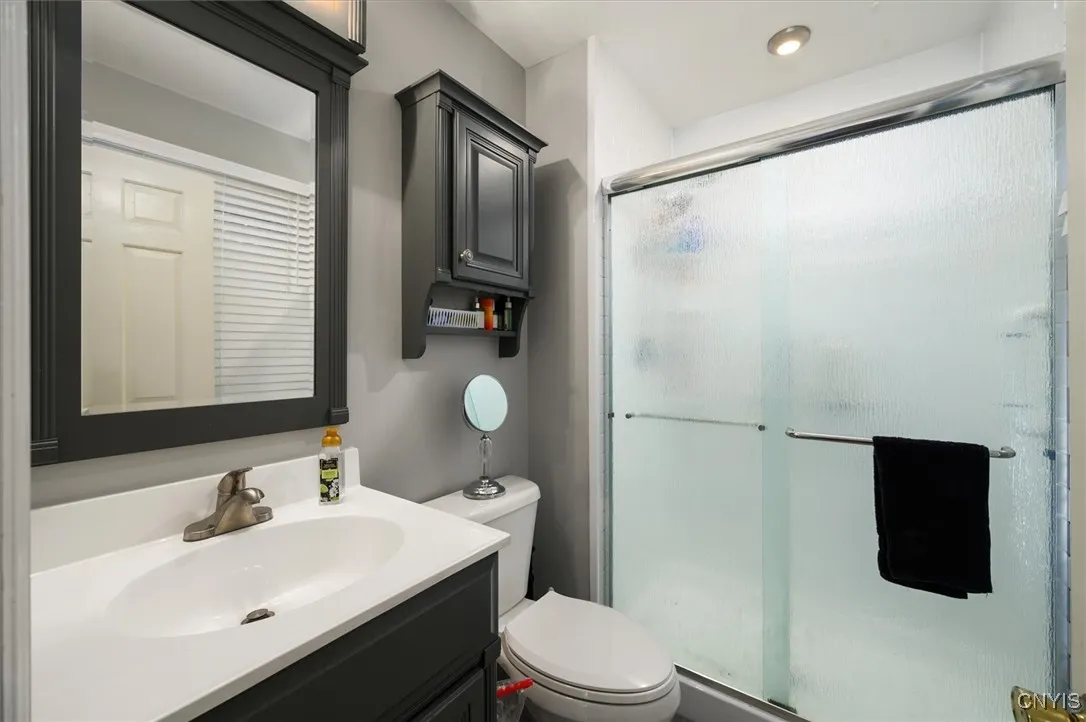 213 Gilbert Road, New Hartford, New York 13413, New Hartford, New York 13413, 4 Bedrooms Bedrooms, 10 Rooms Rooms,2 BathroomsBathrooms,Residential,For Sale,213 Gilbert Road, New Hartford, New York 13413,0,S1643232 213 Gilbert Road, New Hartford, New York 13413, New Hartford, New York 13413, 4 Bedrooms Bedrooms, 10 Rooms Rooms,2 BathroomsBathrooms,Residential,For Sale,213 Gilbert Road, New Hartford, New York 13413,0,S1643232