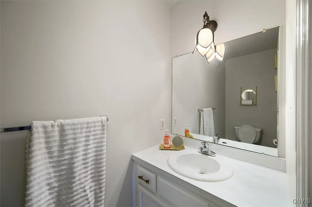 213 Gilbert Road, New Hartford, New York 13413, New Hartford, New York 13413, 4 Bedrooms Bedrooms, 10 Rooms Rooms,2 BathroomsBathrooms,Residential,For Sale,213 Gilbert Road, New Hartford, New York 13413,0,S1643232 213 Gilbert Road, New Hartford, New York 13413, New Hartford, New York 13413, 4 Bedrooms Bedrooms, 10 Rooms Rooms,2 BathroomsBathrooms,Residential,For Sale,213 Gilbert Road, New Hartford, New York 13413,0,S1643232