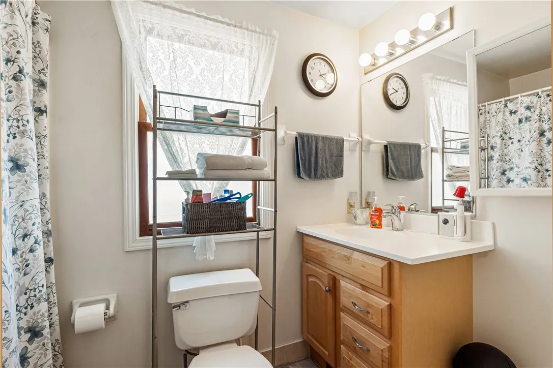 25 Great Meadow Circle 25, Chili, New York 14623, Chili, New York 14623, 2 Bedrooms Bedrooms, 5 Rooms Rooms,1 BathroomBathrooms,Residential,For Sale,25 Great Meadow Circle 25, Chili, New York 14623,0,R1642891