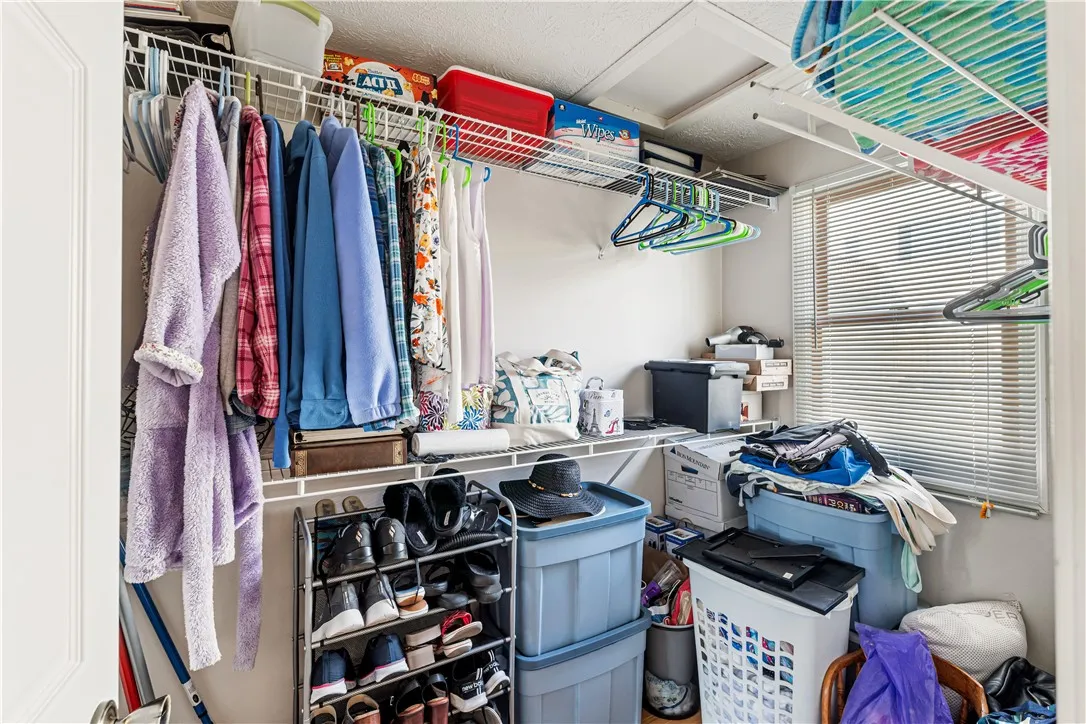 25 Great Meadow Circle 25, Chili, New York 14623, Chili, New York 14623, 2 Bedrooms Bedrooms, 5 Rooms Rooms,1 BathroomBathrooms,Residential,For Sale,25 Great Meadow Circle 25, Chili, New York 14623,0,R1642891