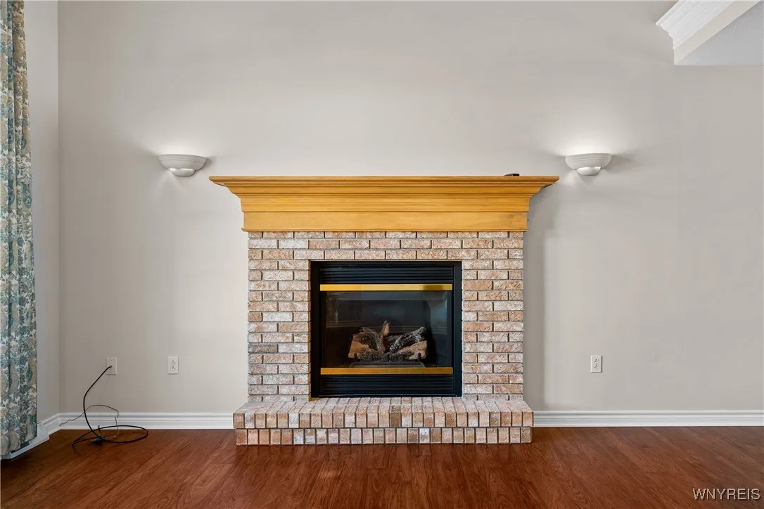 4202 Tisbury Lane, Hamburg, New York 14075, Hamburg, New York 14075, 3 Bedrooms Bedrooms, 6 Rooms Rooms,2 BathroomsBathrooms,Residential,For Sale,4202 Tisbury Lane, Hamburg, New York 14075,0,B1642291