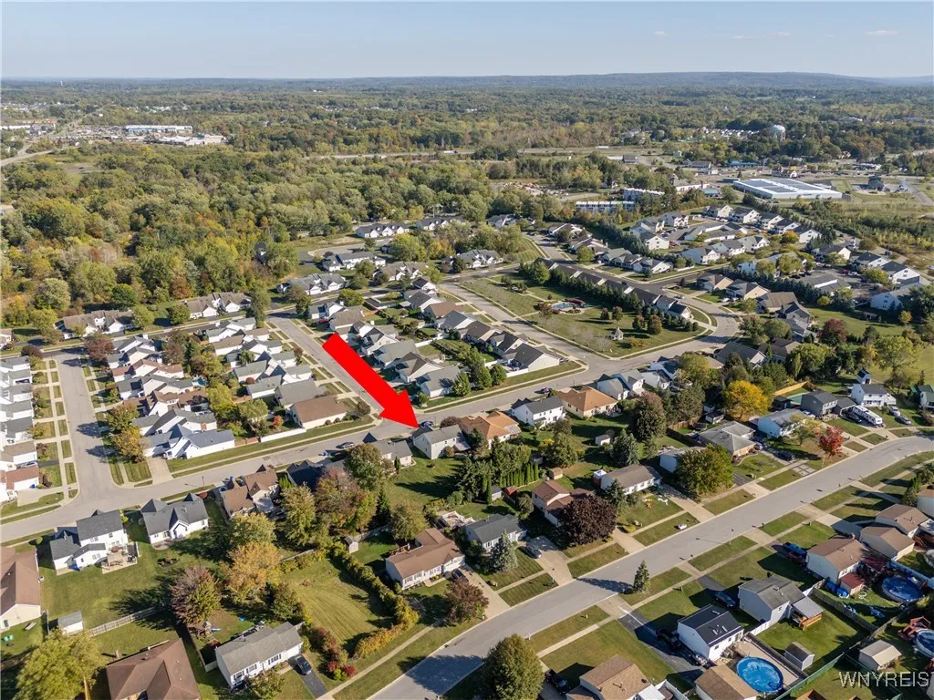 4202 Tisbury Lane, Hamburg, New York 14075, Hamburg, New York 14075, 3 Bedrooms Bedrooms, 6 Rooms Rooms,2 BathroomsBathrooms,Residential,For Sale,4202 Tisbury Lane, Hamburg, New York 14075,0,B1642291