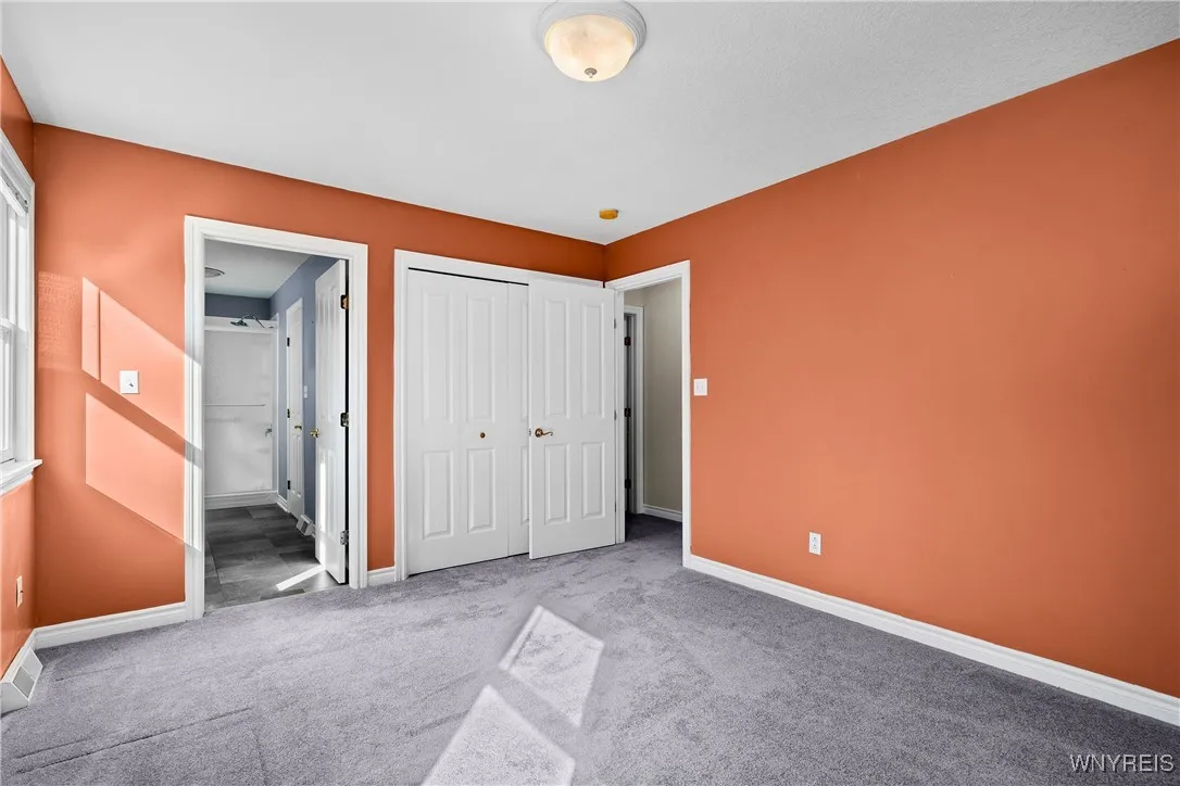 4202 Tisbury Lane, Hamburg, New York 14075, Hamburg, New York 14075, 3 Bedrooms Bedrooms, 6 Rooms Rooms,2 BathroomsBathrooms,Residential,For Sale,4202 Tisbury Lane, Hamburg, New York 14075,0,B1642291