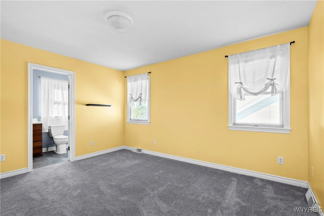 4202 Tisbury Lane, Hamburg, New York 14075, Hamburg, New York 14075, 3 Bedrooms Bedrooms, 6 Rooms Rooms,2 BathroomsBathrooms,Residential,For Sale,4202 Tisbury Lane, Hamburg, New York 14075,0,B1642291