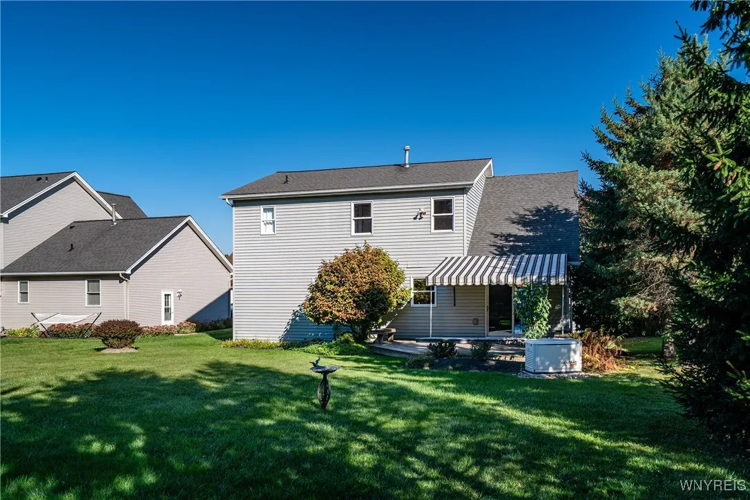 4202 Tisbury Lane, Hamburg, New York 14075, Hamburg, New York 14075, 3 Bedrooms Bedrooms, 6 Rooms Rooms,2 BathroomsBathrooms,Residential,For Sale,4202 Tisbury Lane, Hamburg, New York 14075,0,B1642291