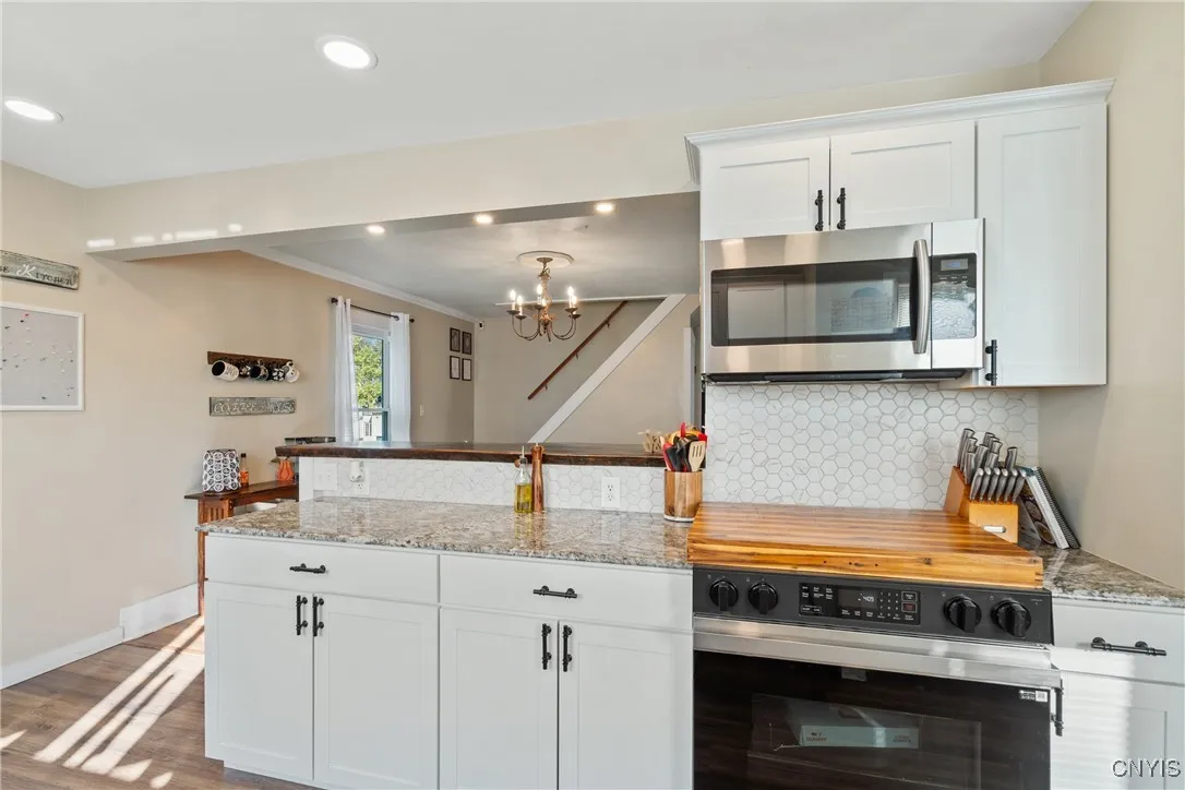 2895 State Route 48, Minetto, New York 13126, Minetto, New York 13126, 4 Bedrooms Bedrooms, 10 Rooms Rooms,3 BathroomsBathrooms,Residential,For Sale,2895 State Route 48, Minetto, New York 13126,0,S1643140