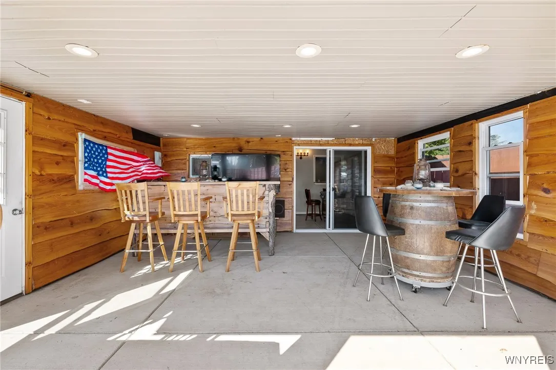 17 Redwood Drive 15, Cheektowaga, New York 14225, Cheektowaga, New York 14225, 5 Bedrooms Bedrooms, ,2 BathroomsBathrooms,Residential,For Sale,17 Redwood Drive 15, Cheektowaga, New York 14225,0,B1642089