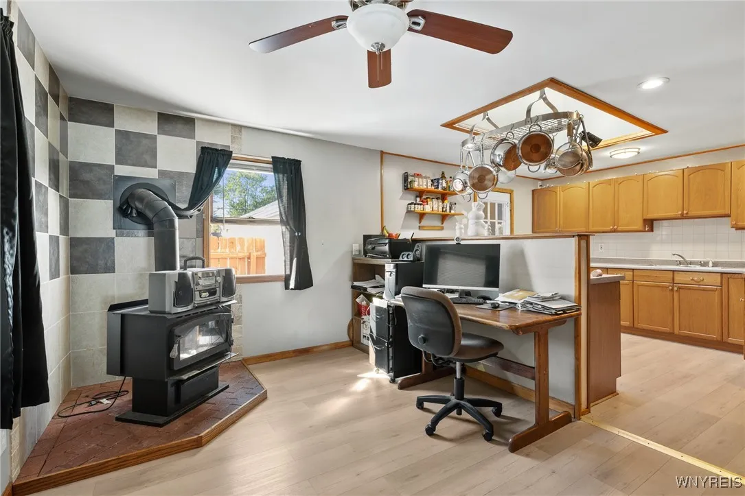 17 Redwood Drive 15, Cheektowaga, New York 14225, Cheektowaga, New York 14225, 5 Bedrooms Bedrooms, ,2 BathroomsBathrooms,Residential,For Sale,17 Redwood Drive 15, Cheektowaga, New York 14225,0,B1642089