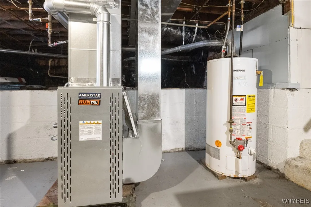 17 Redwood Drive 15, Cheektowaga, New York 14225, Cheektowaga, New York 14225, 5 Bedrooms Bedrooms, ,2 BathroomsBathrooms,Residential,For Sale,17 Redwood Drive 15, Cheektowaga, New York 14225,0,B1642089