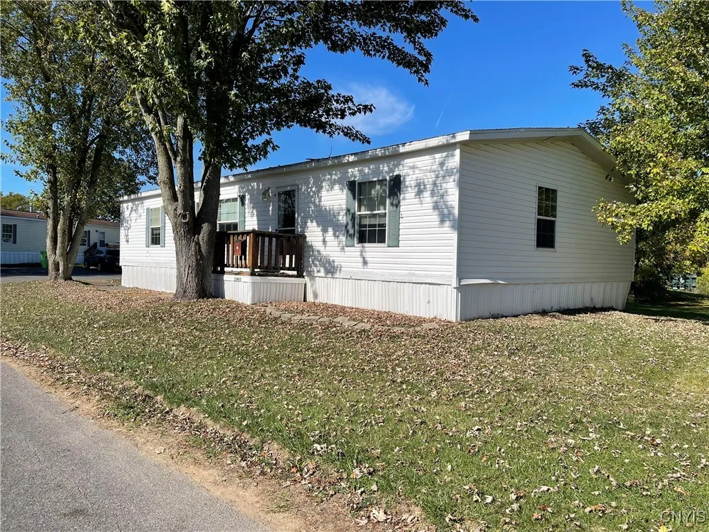 2800 Landsend, Clay, New York 13090, Clay, New York 13090, 3 Bedrooms Bedrooms, 7 Rooms Rooms,2 BathroomsBathrooms,Residential,For Sale,2800 Landsend, Clay, New York 13090,0,S1642459