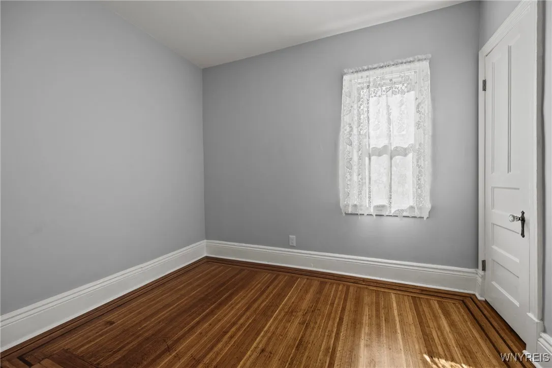 11 Baynes Street, Buffalo, New York 14213, Buffalo, New York 14213, 3 Bedrooms Bedrooms, 9 Rooms Rooms,2 BathroomsBathrooms,Residential Lease,For Rent,11 Baynes Street, Buffalo, New York 14213,0,B1643237