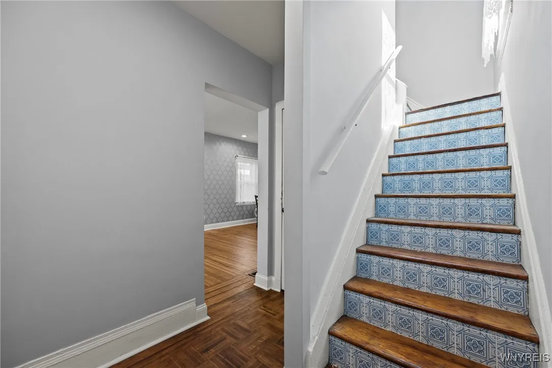 11 Baynes Street, Buffalo, New York 14213, Buffalo, New York 14213, 3 Bedrooms Bedrooms, 9 Rooms Rooms,2 BathroomsBathrooms,Residential Lease,For Rent,11 Baynes Street, Buffalo, New York 14213,0,B1643237