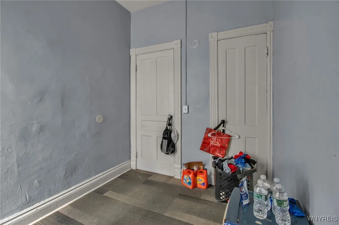 125 Hertel Avenue, Buffalo, New York 14207, Buffalo, New York 14207, 6 Bedrooms Bedrooms, ,4 BathroomsBathrooms,Residential,For Sale,125 Hertel Avenue, Buffalo, New York 14207,0,B1642911