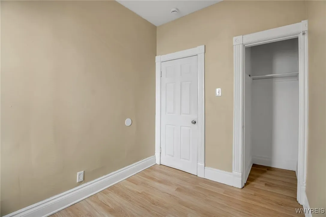 125 Hertel Avenue, Buffalo, New York 14207, Buffalo, New York 14207, 6 Bedrooms Bedrooms, ,4 BathroomsBathrooms,Residential,For Sale,125 Hertel Avenue, Buffalo, New York 14207,0,B1642911