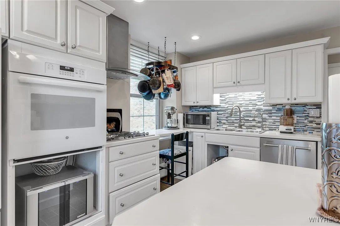 751 West Ferry 5a, Buffalo, New York 14222, Buffalo, New York 14222, 1 Bedroom Bedrooms, 1 Room Rooms,1 BathroomBathrooms,Residential,For Sale,751 West Ferry 5a, Buffalo, New York 14222,0,B1643260