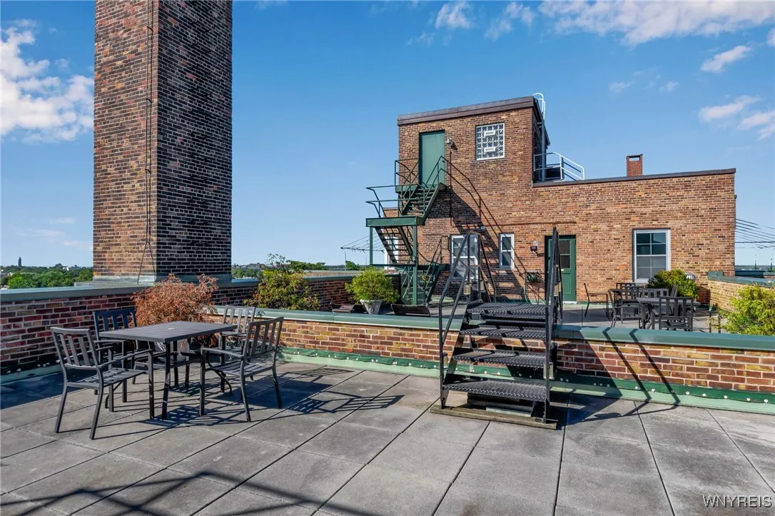 751 West Ferry 5a, Buffalo, New York 14222, Buffalo, New York 14222, 1 Bedroom Bedrooms, 1 Room Rooms,1 BathroomBathrooms,Residential,For Sale,751 West Ferry 5a, Buffalo, New York 14222,0,B1643260