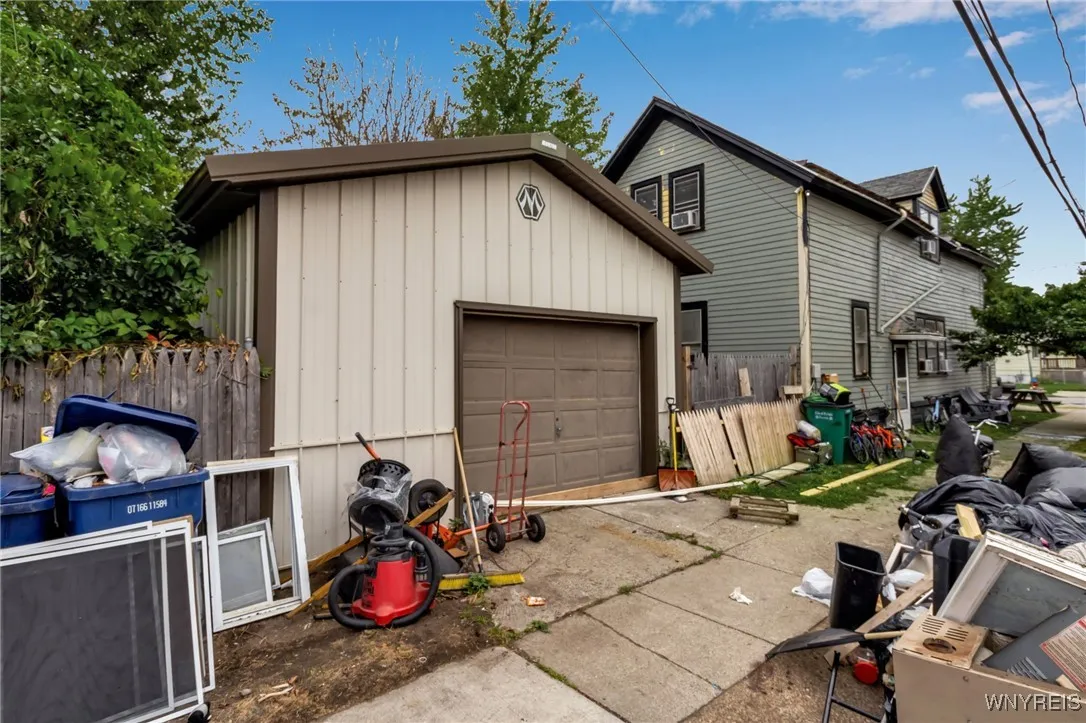 126 Austin Street, Buffalo, New York 14207, Buffalo, New York 14207, ,Commercial Sale,For Sale,126 Austin Street, Buffalo, New York 14207,0,B1643344