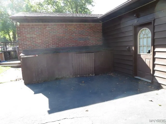 Extra shed for all your pool supplies...